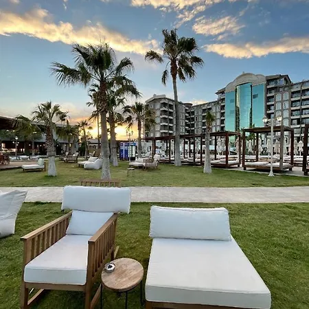 리조트 Laur Experience & Elegance 5*