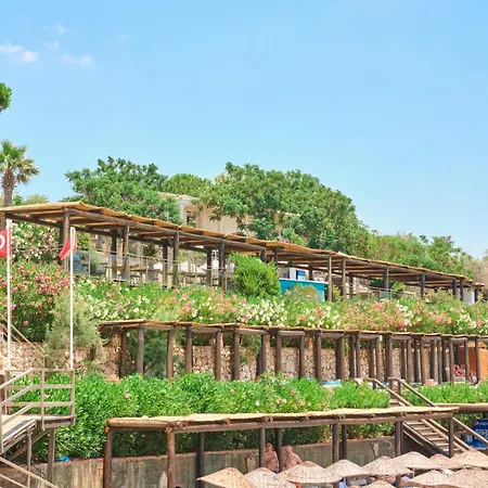 Laur Experience & Elegance Resort Didim