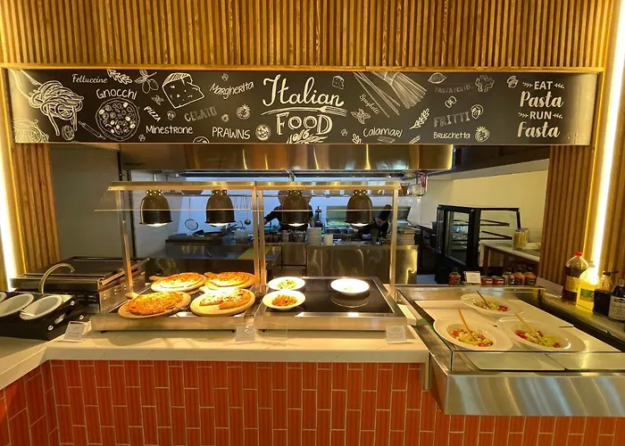 Laur Experience & Elegance Rezort 5*