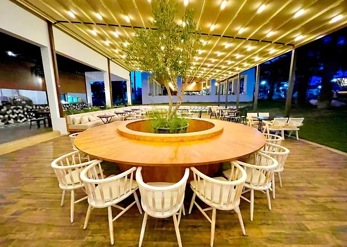 Laur Experience & Elegance