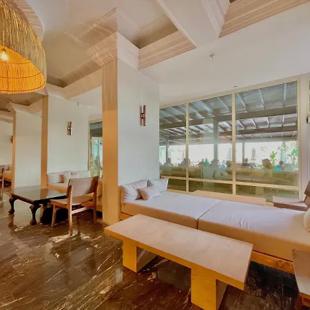 منتجع Laur Experience & Elegance