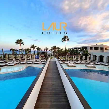 منتجع Laur Experience & Elegance