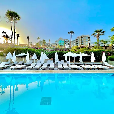 Laur Experience & Elegance 度假村