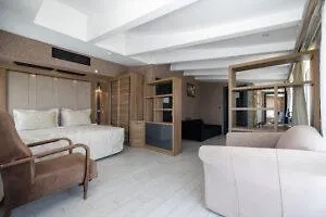 Laur Experience & Elegance Resort 5*