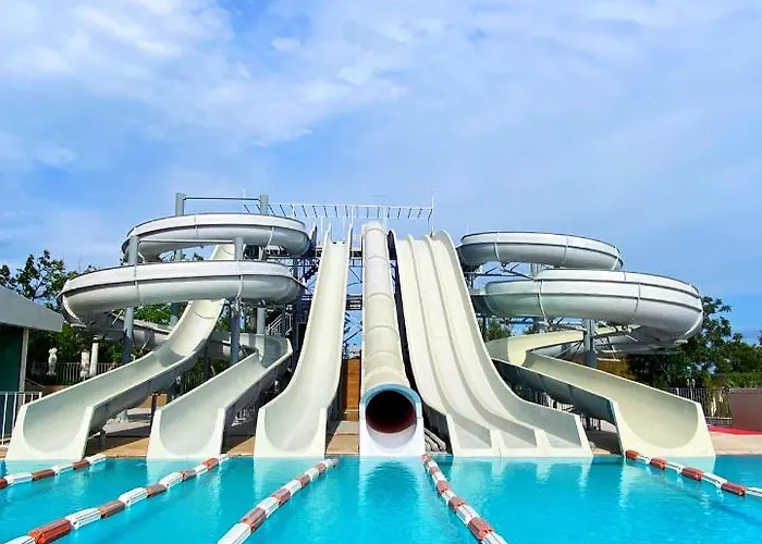 Laur Experience & Elegance