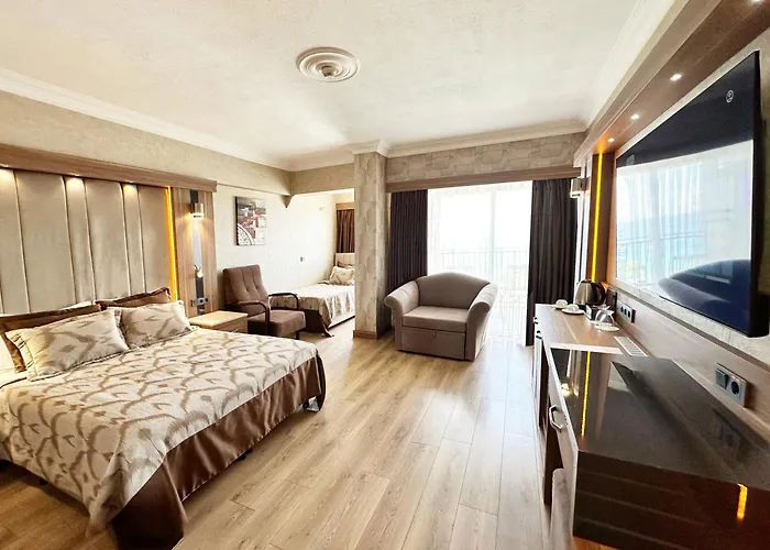 Laur Experience & Elegance Resort 5*